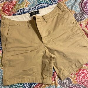 *NEW W/OUT TAGS* MEN’S ABERCROMBIE & FITCH SHORTS